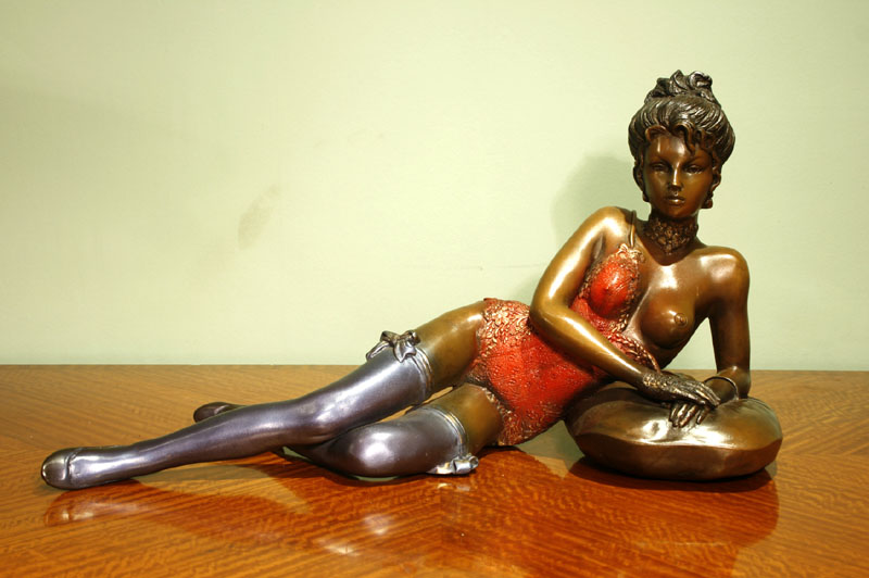 Sexy Bronze Reclining Ref No 01293 Regent Antiques