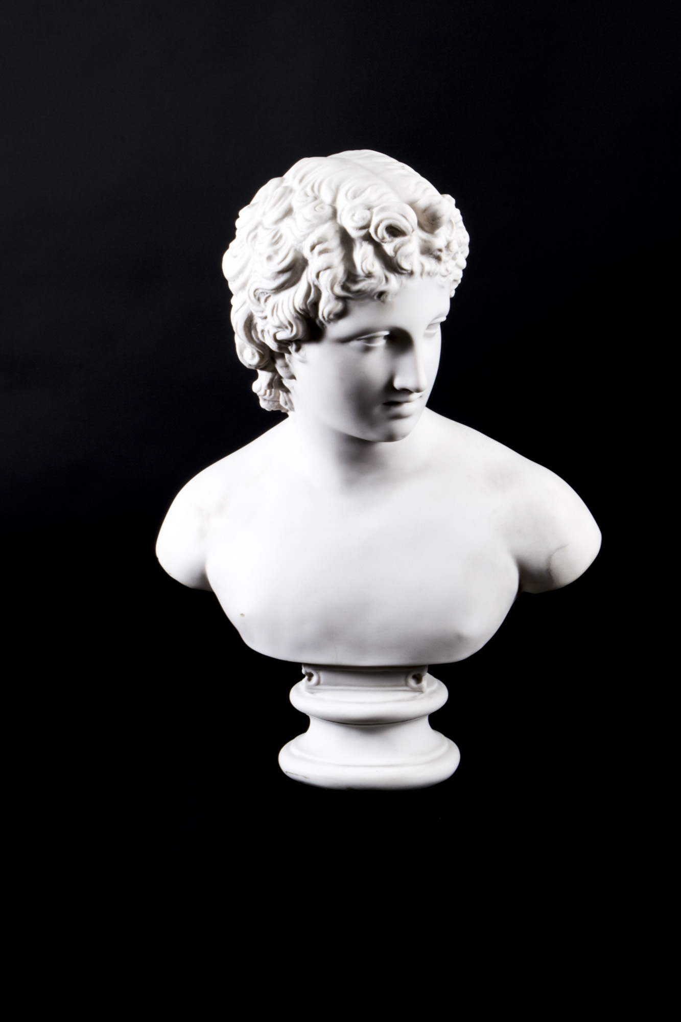 Stunning Marble Bust of, Ref. no. 07009