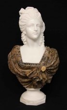 Marble Bust Queen Marie Antoinette Marmo di Carrara | Ref. no. 03665 | Regent Antiques