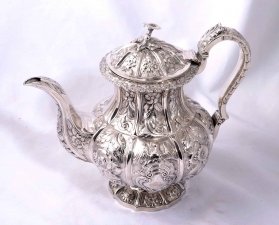 Antique Irish Silver Coffee Pot Charles Marsh 1829 | Ref. no. 04039 | Regent Antiques