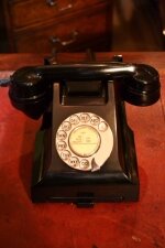 Vintage Pyramide Bakelite 300 Telephone 1938 | Ref. no. 04313 | Regent Antiques