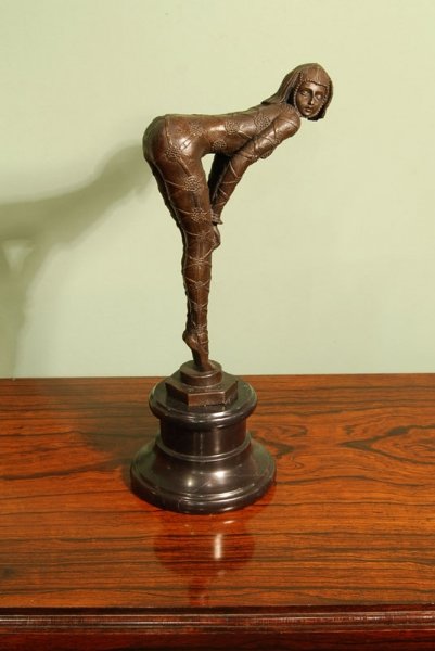 Stunning and Sexy Bronze Woman Sculpture Chiparus | Ref. no. 01314 | Regent Antiques