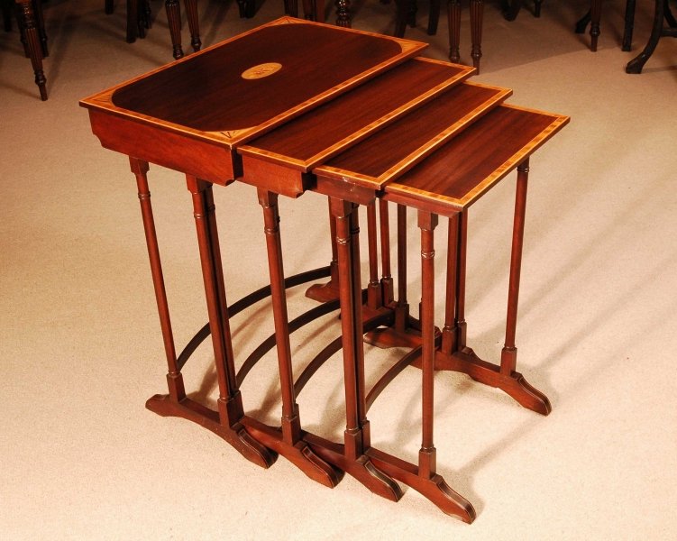 Vintage Nest of 4 Tables Mahogany c.1940 | Ref. no. 02543 | Regent Antiques