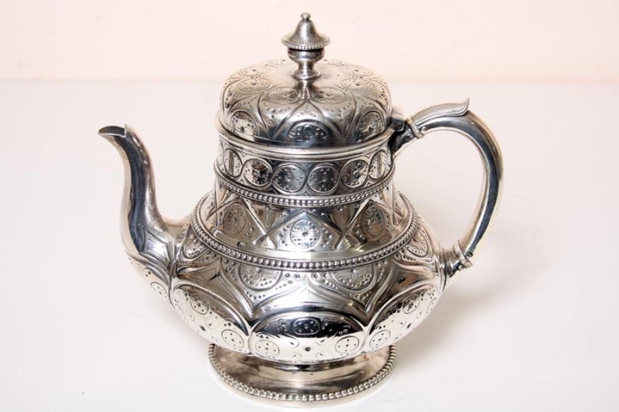 Antique Silver Teapot | Ref. no. 02828 | Regent Antiques