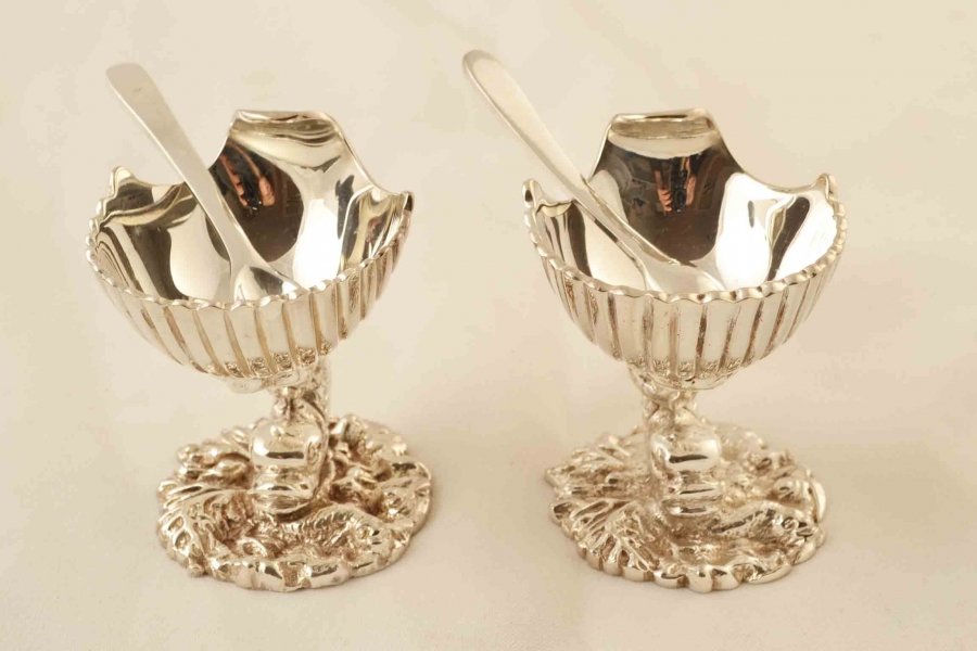 Charming Pair Silver Plated Shell Salts with Spoons | Ref. no. 03324 | Regent Antiques