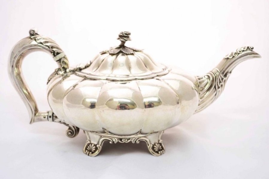 Antique George IV English  Silver Teapot 1827 | Ref. no. 04359 | Regent Antiques