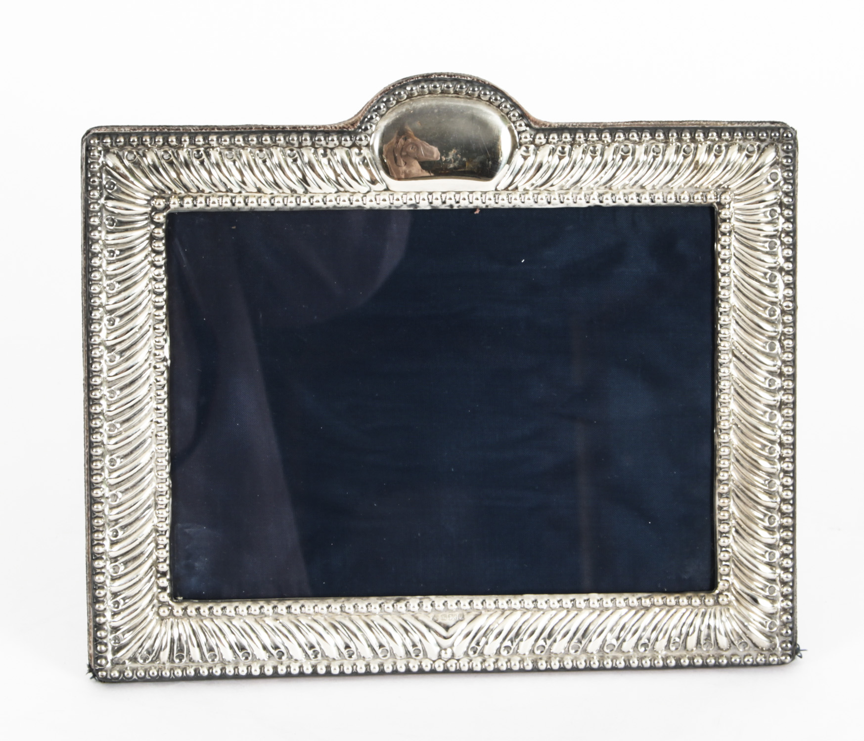 Vintage English Sterling Silver Photo Frame by Carrs of Sheffield 1986 20th  C | Ref. no. A2168e