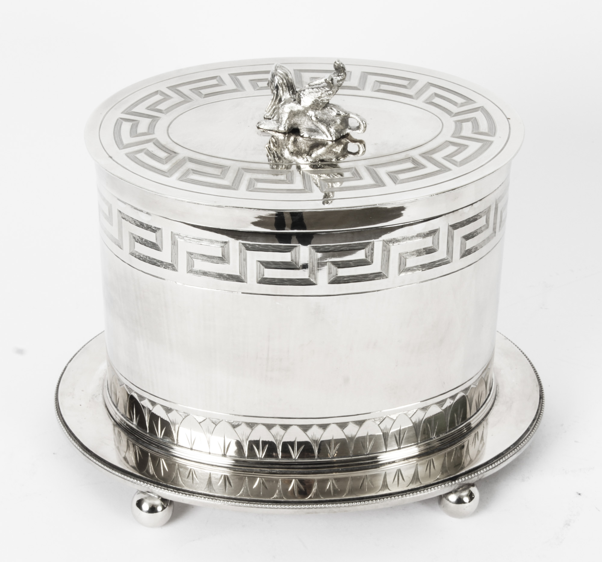 https://www.regentantiques.com/product_images/A2514-Antique-Neo-classical-Silver-Plated-Biscuit-Sweet-Box-Munsey-1840-19th-C-1.jpg